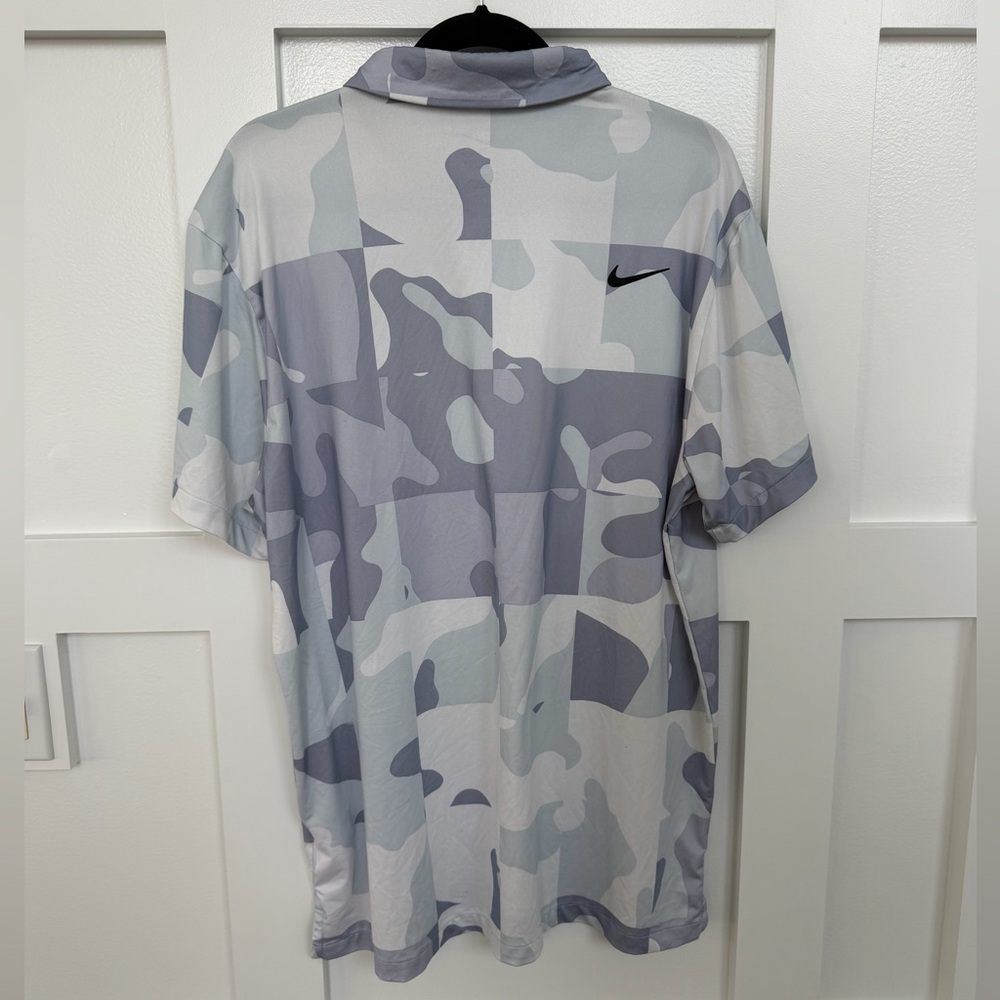 Nike Men's Camouflage Polo Shirt | Grey & White | Large - Picture 5 of 5